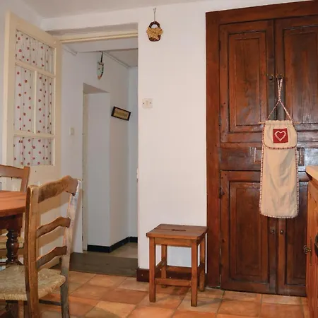 Apartmán Awesome Apartment In Calcatoggio *