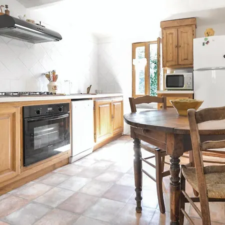 Awesome Apartment In Calcatoggio Calcatoggio (Corsica)