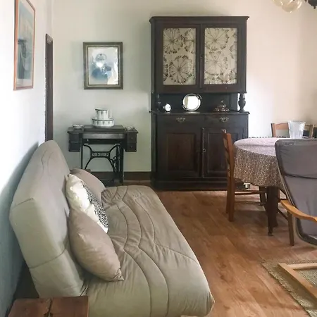 Stunning In Apartman Calcatoggio